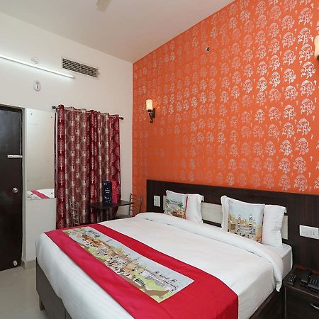 Oyo 11041 Hotel Taj Ansh Agra  Εξωτερικό φωτογραφία