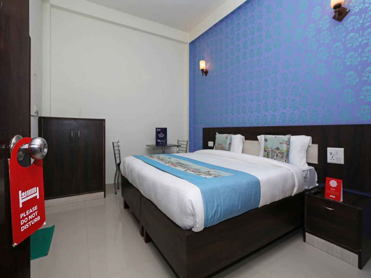 Oyo 11041 Hotel Taj Ansh Agra  Εξωτερικό φωτογραφία