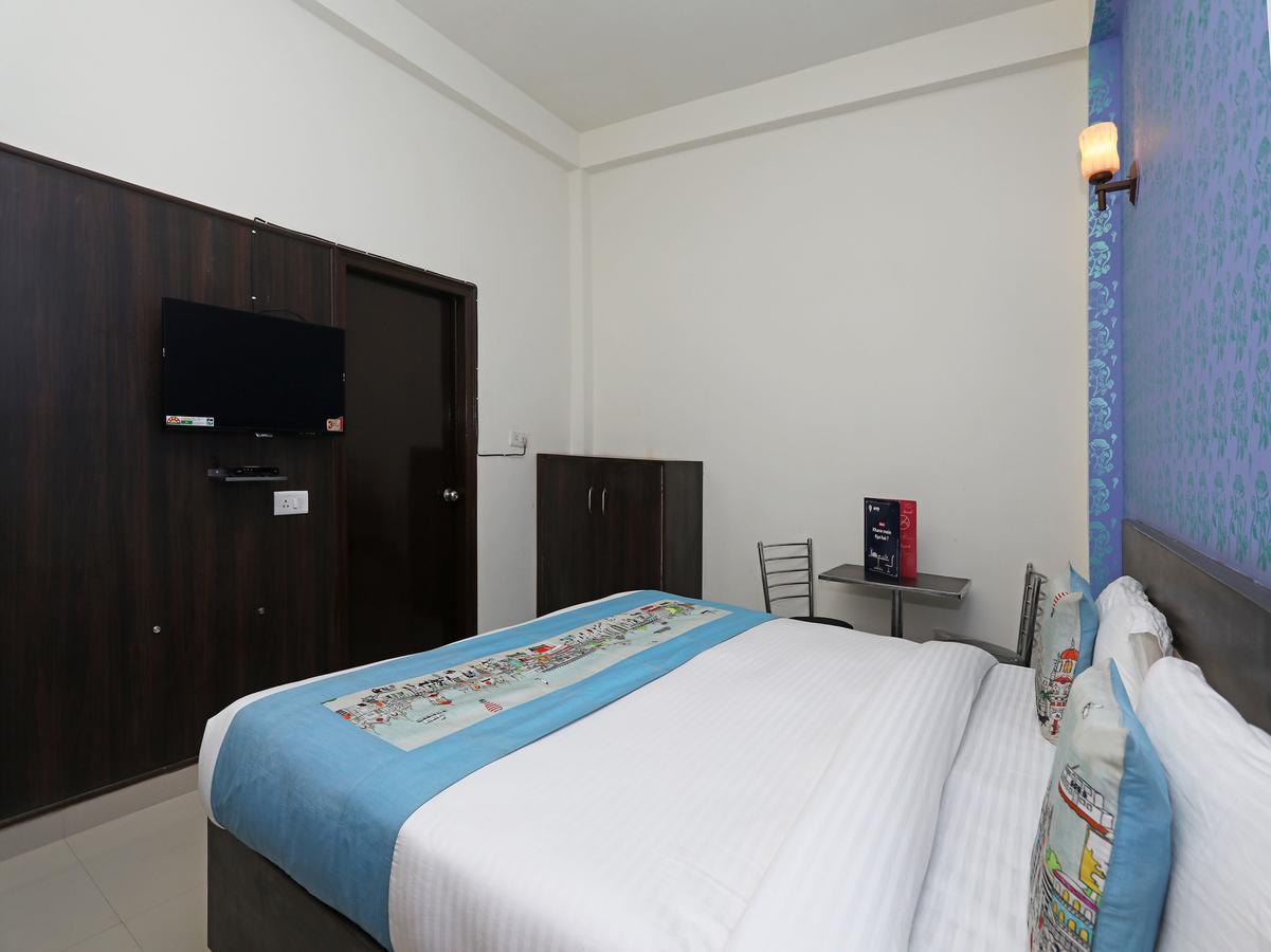 Oyo 11041 Hotel Taj Ansh Agra  Εξωτερικό φωτογραφία