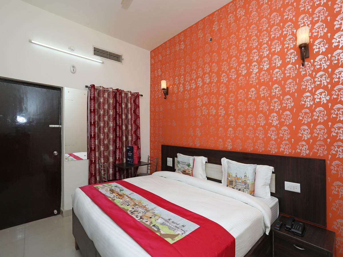 Oyo 11041 Hotel Taj Ansh Agra  Εξωτερικό φωτογραφία